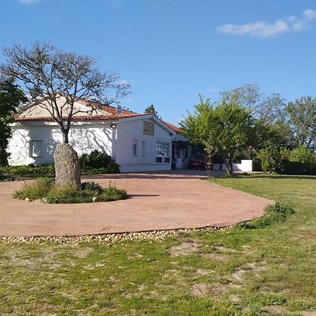 El Condado Casa Rural Фуэнтес-де-Оньоро Экстерьер фото