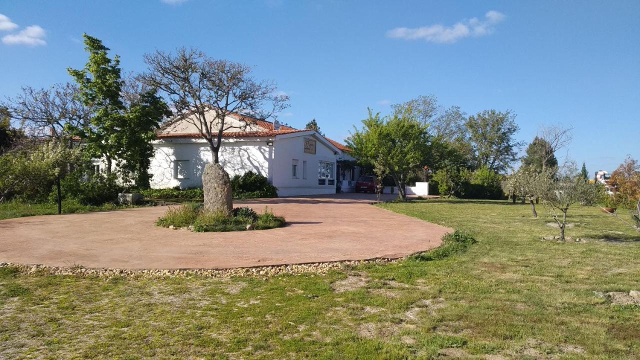 El Condado Casa Rural Фуэнтес-де-Оньоро Экстерьер фото