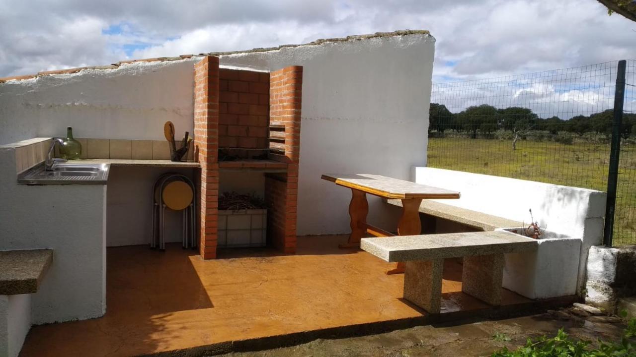 El Condado Casa Rural Фуэнтес-де-Оньоро Экстерьер фото