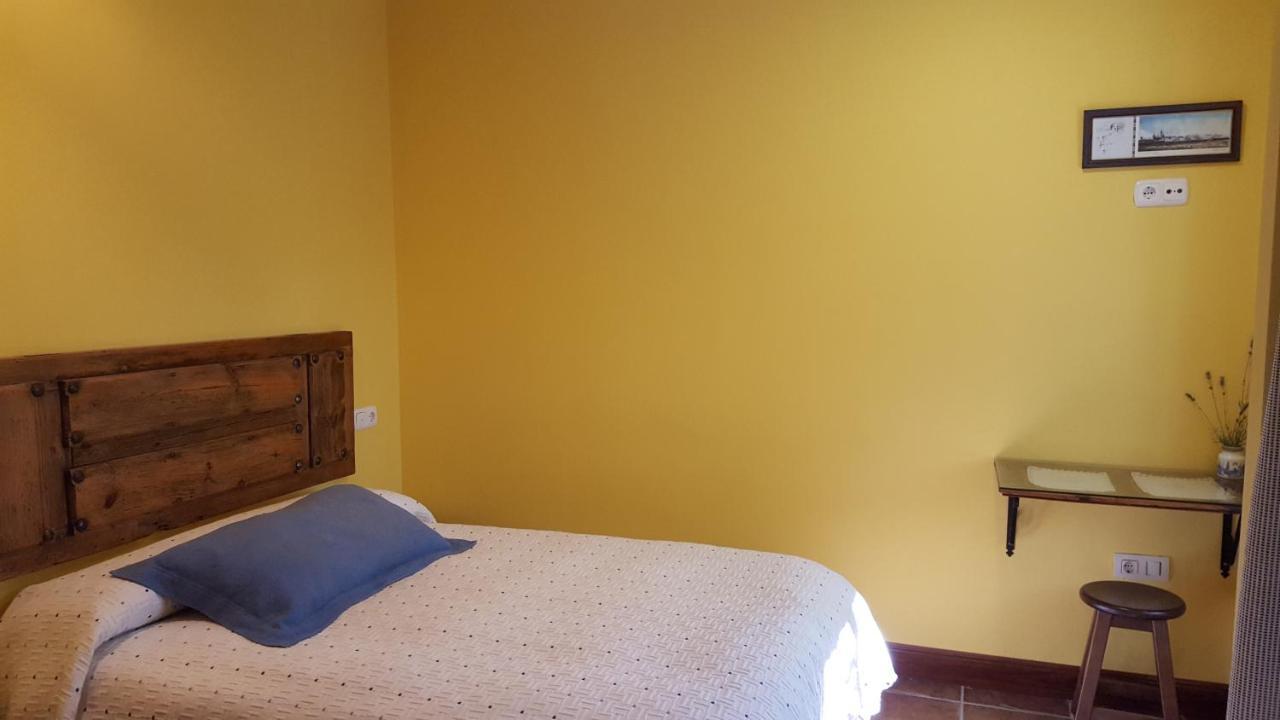 El Condado Casa Rural Фуэнтес-де-Оньоро Экстерьер фото