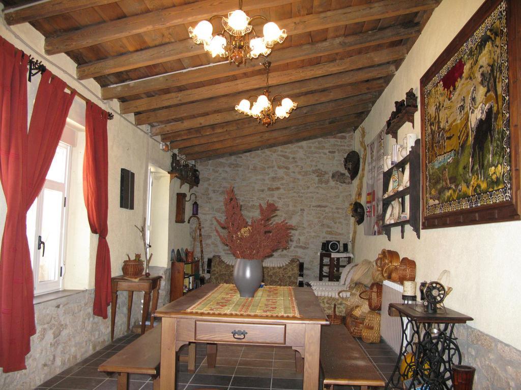 El Condado Casa Rural Фуэнтес-де-Оньоро Экстерьер фото