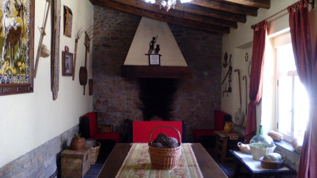 El Condado Casa Rural Фуэнтес-де-Оньоро Экстерьер фото